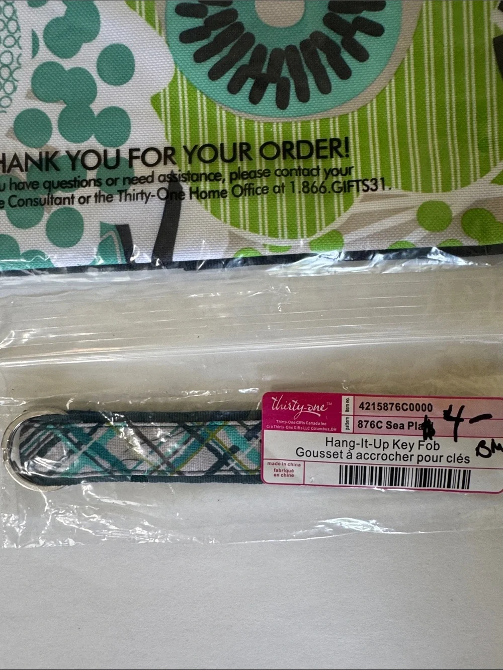 Thirty-One Oh-Snap Pocket set of 2 and key fob